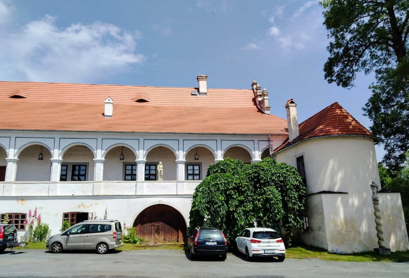 Zámek Mokrosuky, Czech Republic (Czechia)